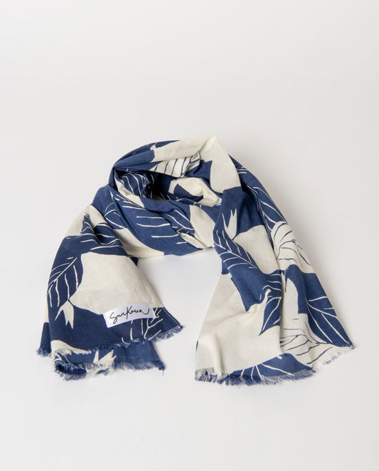 Pañuelo rectangular estampado