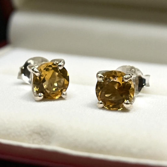 Pendientes de citrino natural facetado en plata de ley
