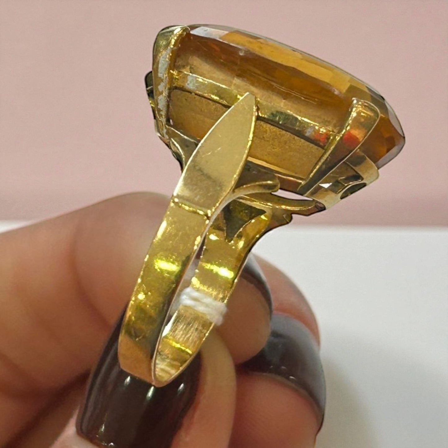 Anillo vintage de citrino natural en oro de 18K (años 70) Abundancia y poder