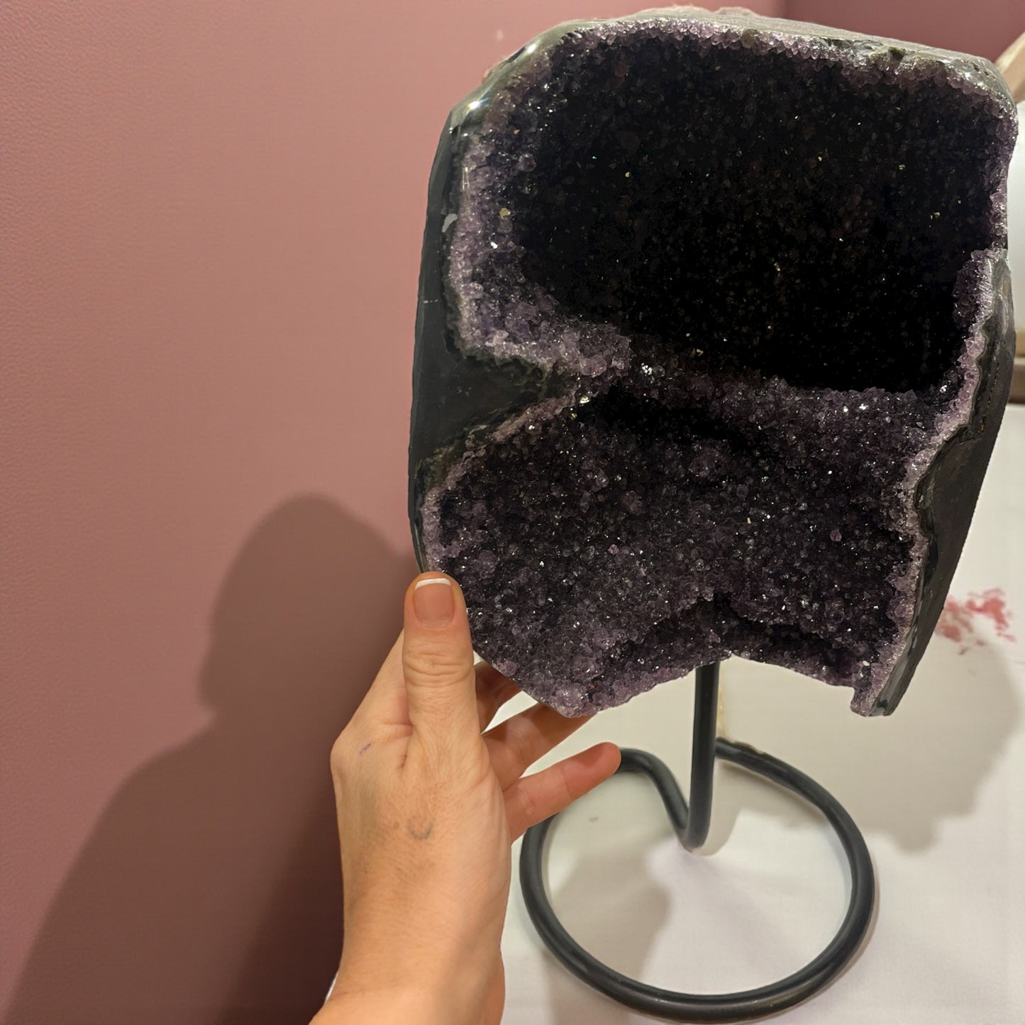 Peana de Amatista Uruguaya de Color Profundo