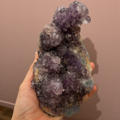 Drusa  de amatista forma de corazón  colección privada