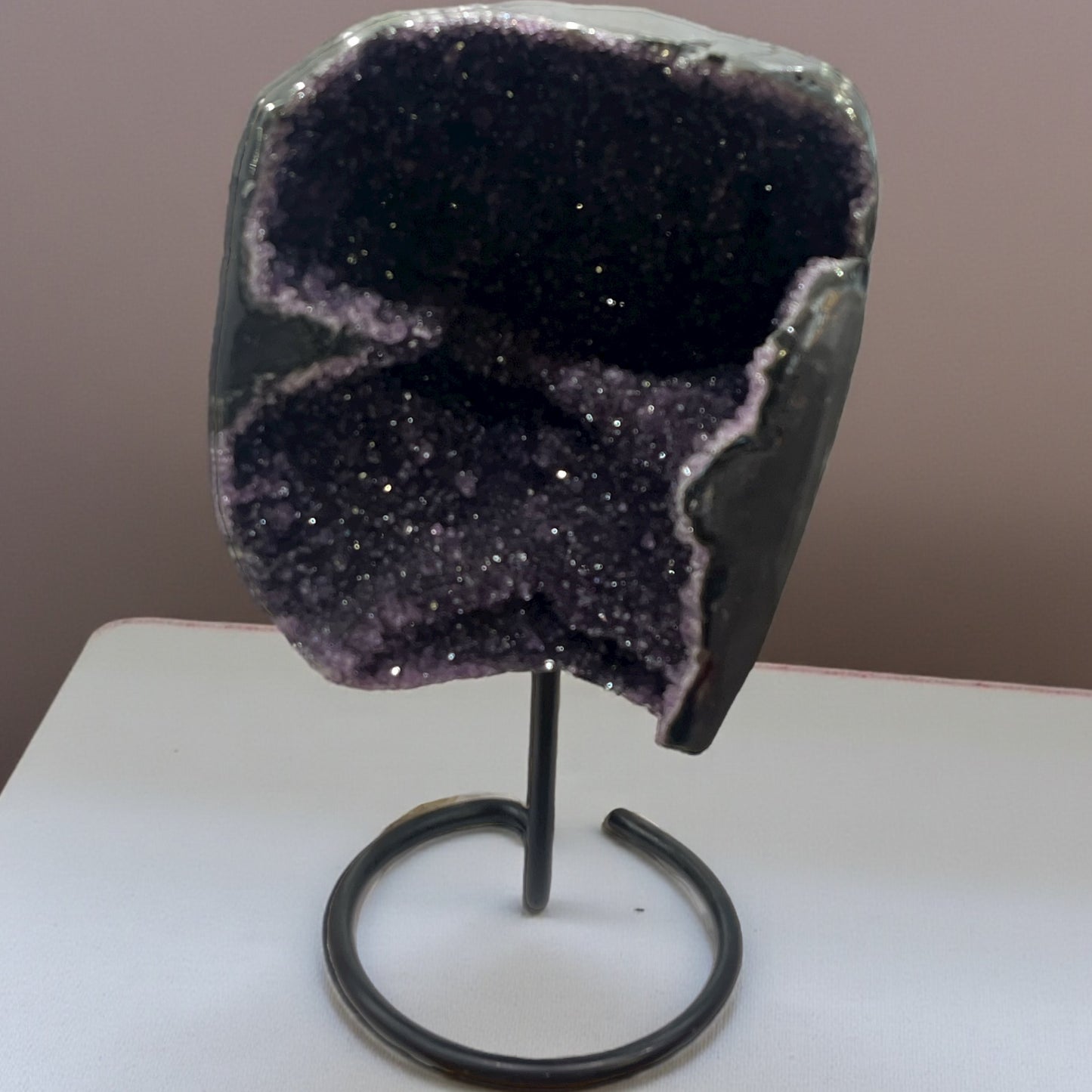 Peana de Amatista Uruguaya de Color Profundo