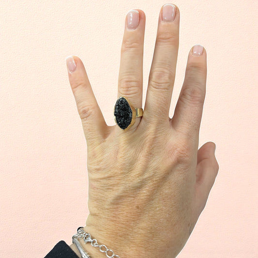 Anillo Turmalina catedral electrolítico dorado ajustable