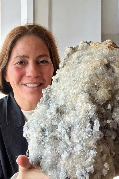 Drusa gigante de cuarzo Diamante Hérkimer, fluorita y calcita colección privada