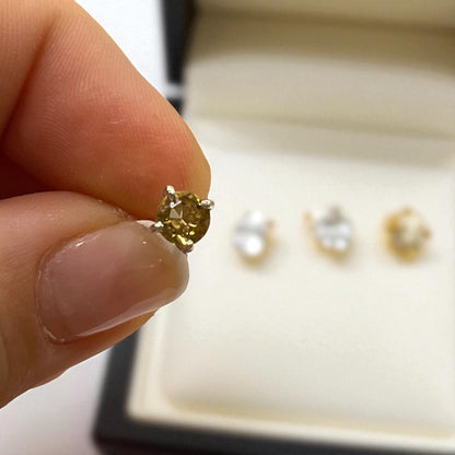 Pendientes de citrino natural facetado en plata de ley