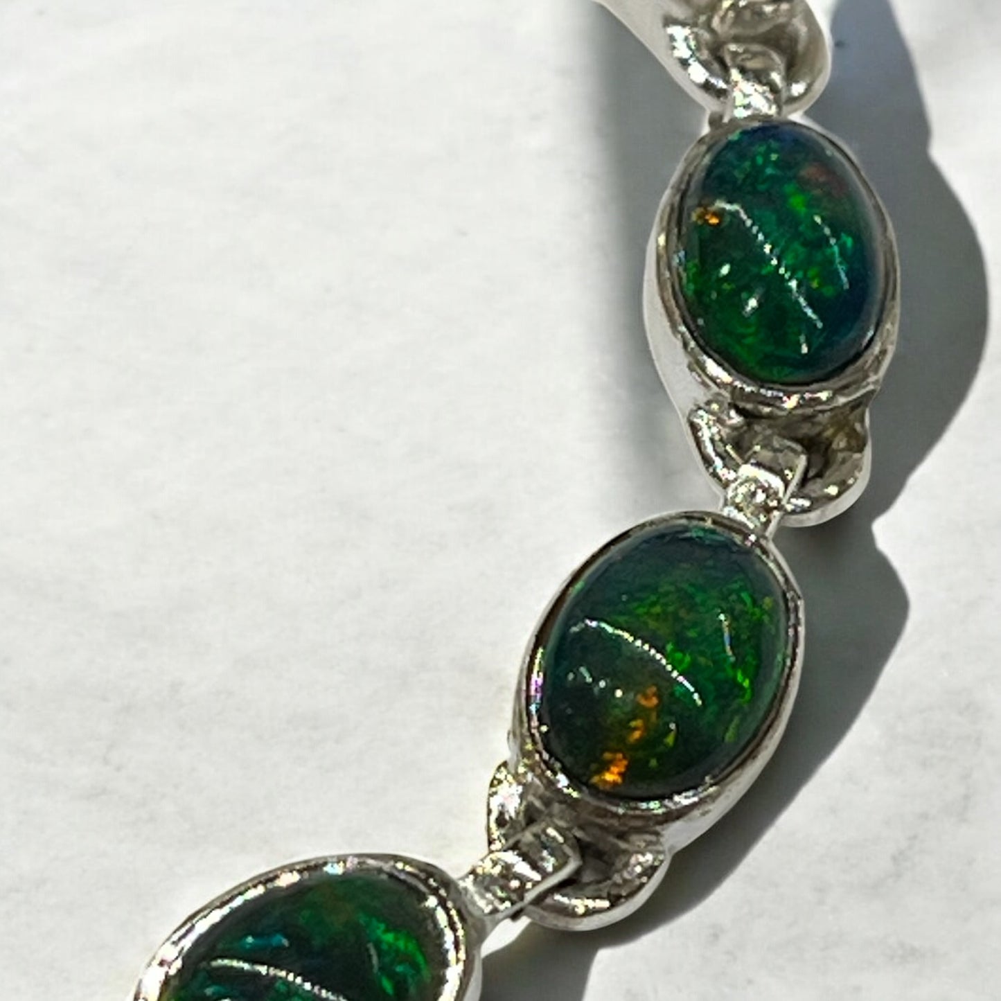 Pulsera de ópalo negro y plata de ley