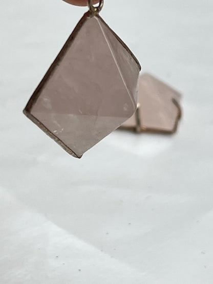 Colgante pirámide de cuarzo rosa Vega Luna Dream Vega Luna Dream COLGANTE MINERAL
