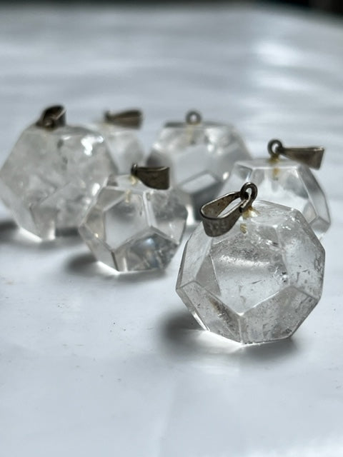 Colgante dodecaedro corazón cuarzo cristal - Vega Luna Dream